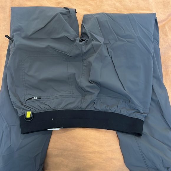 SOLD 2/20$ Wind River No Fly Pant Sz 2 - Picture 6 of 7